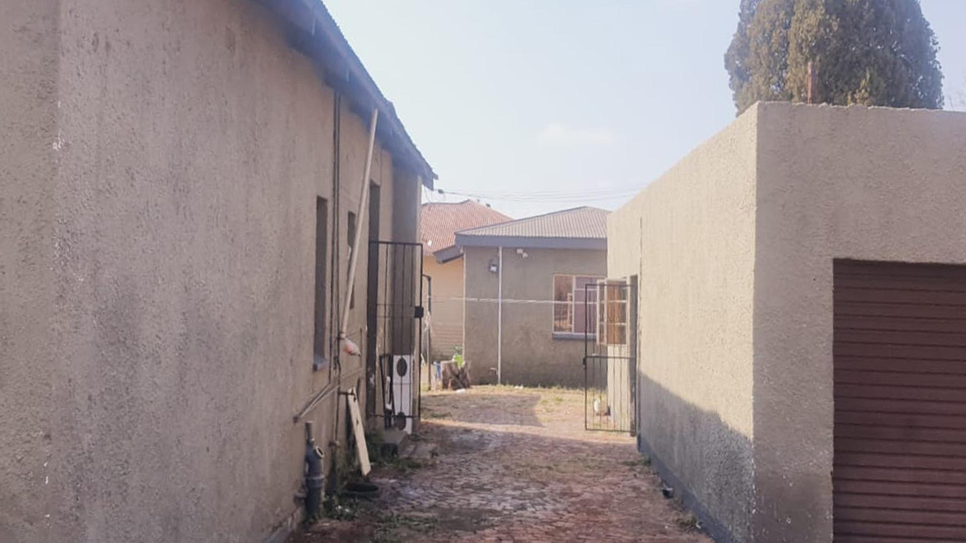 Backyard of property in Potchefstroom