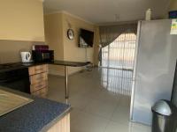 Kitchen of property in Dawn Park