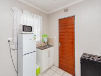 Kitchen of property in Riverside View