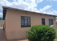 Front View of property in South Hills