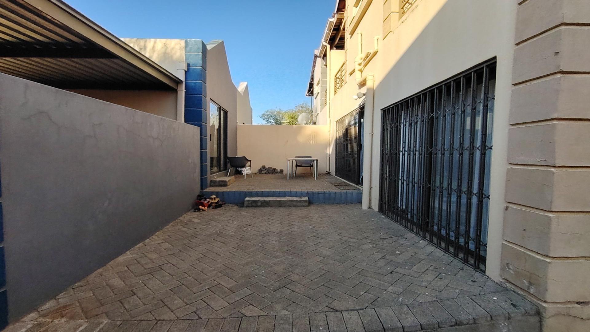 Spaces of property in Langenhoven Park