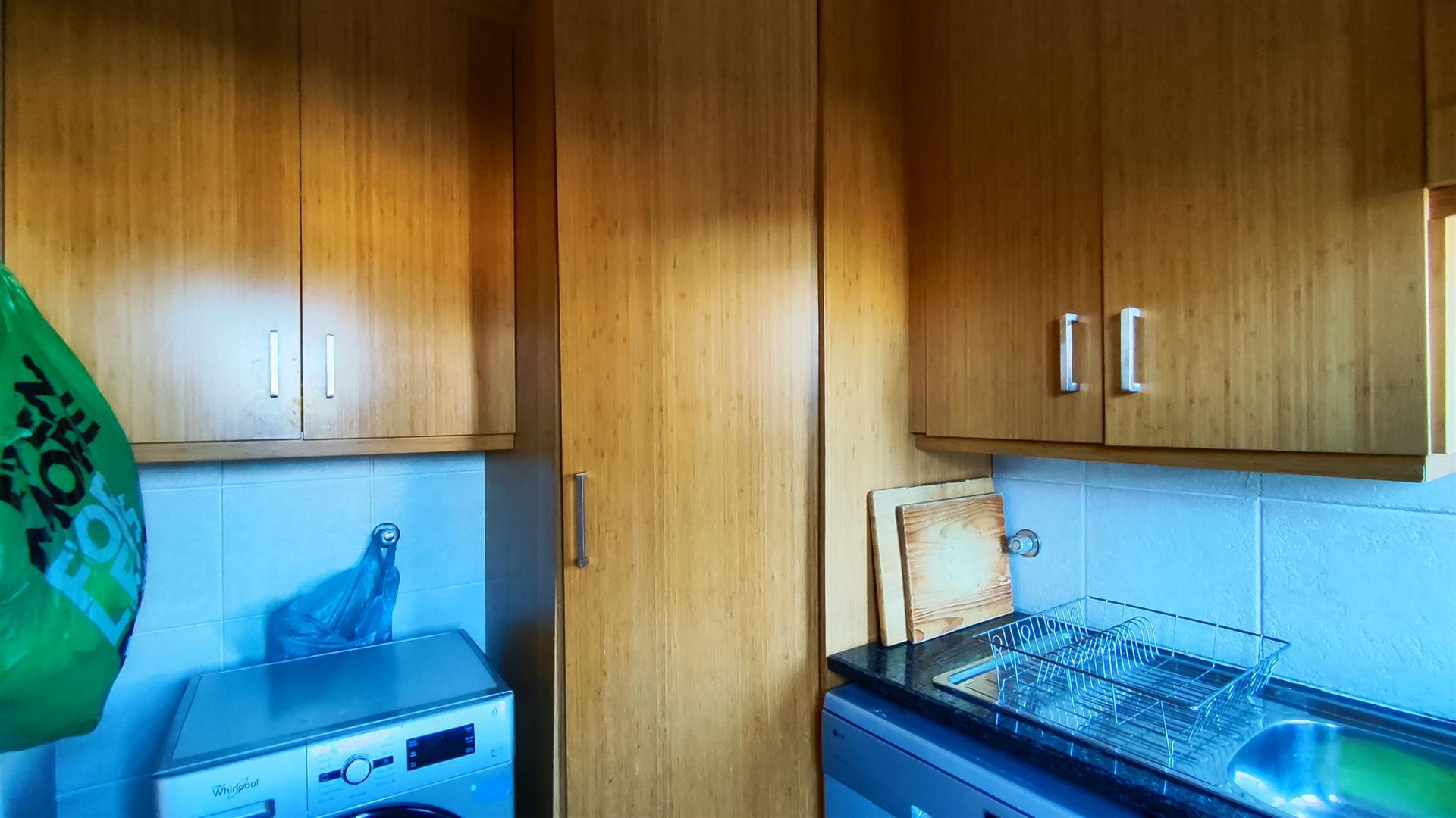 Scullery - 5 square meters of property in Glen Marais