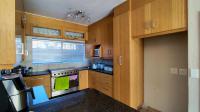 Kitchen - 11 square meters of property in Glen Marais