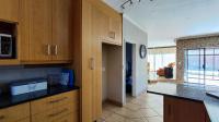 Kitchen - 11 square meters of property in Glen Marais