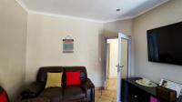 Spaces - 80 square meters of property in Glen Marais