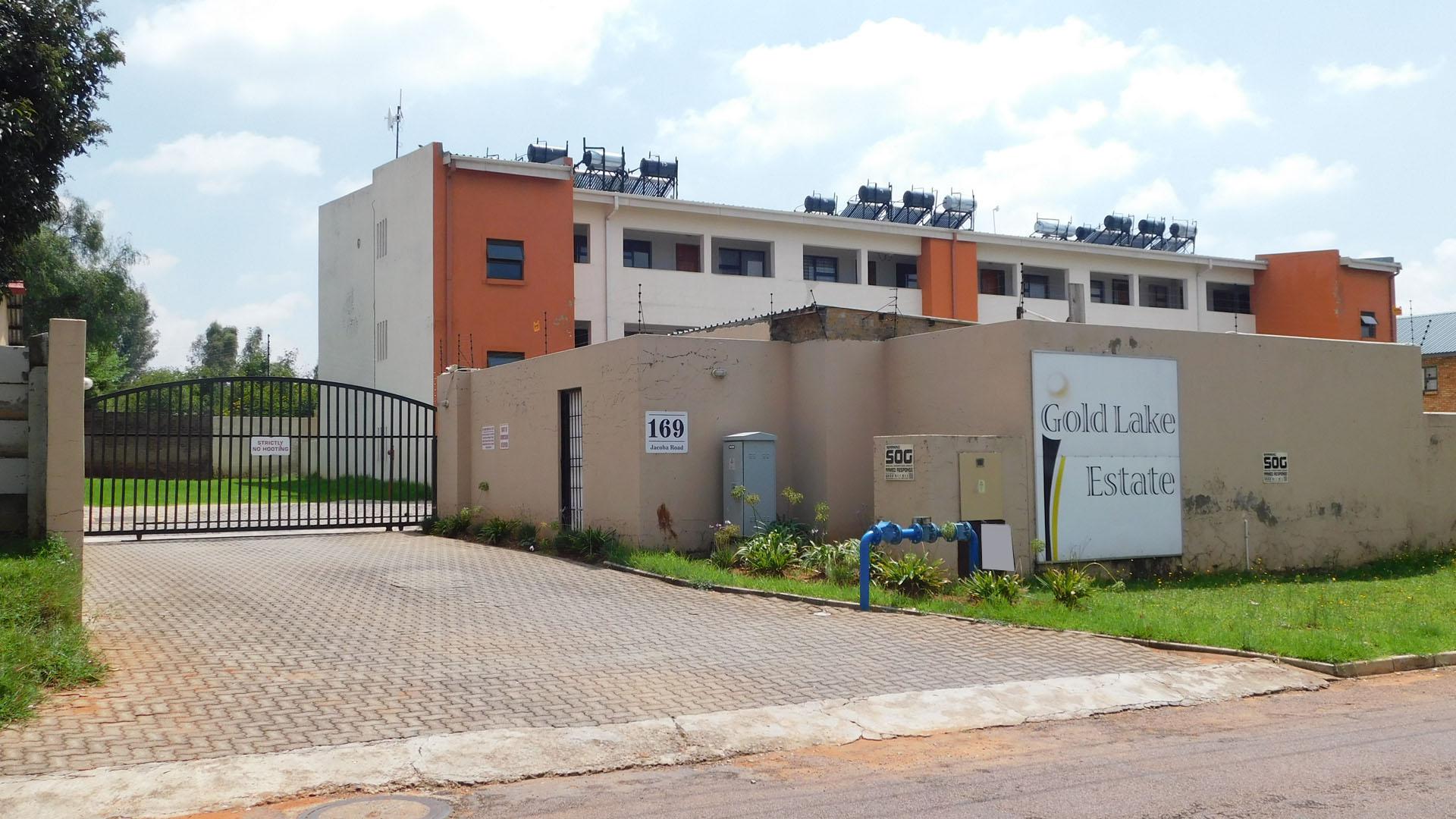 Front View of property in Elandsfontein