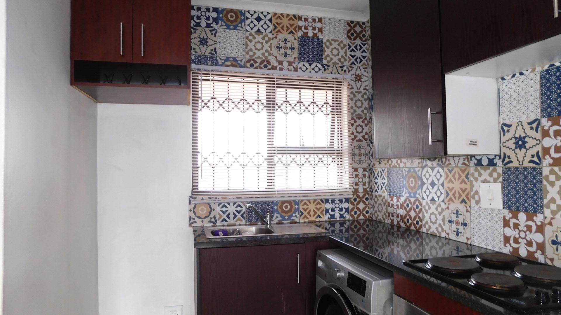 Kitchen - 8 square meters of property in Elandsfontein