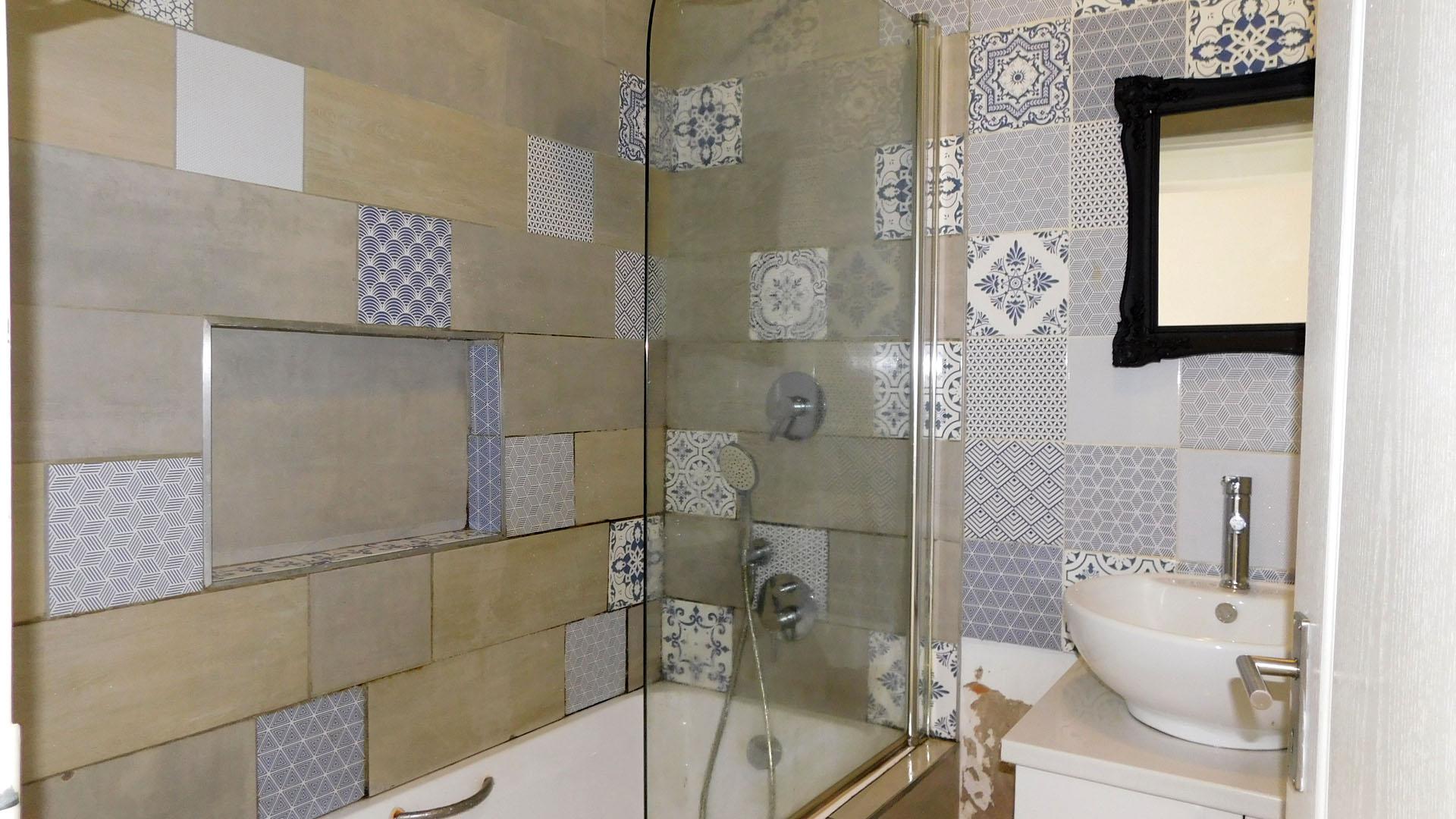 Bathroom 1 - 5 square meters of property in Elandsfontein