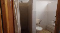 Bathroom 2 of property in Machadodorp