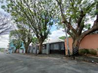 Front View of property in Orange Grove