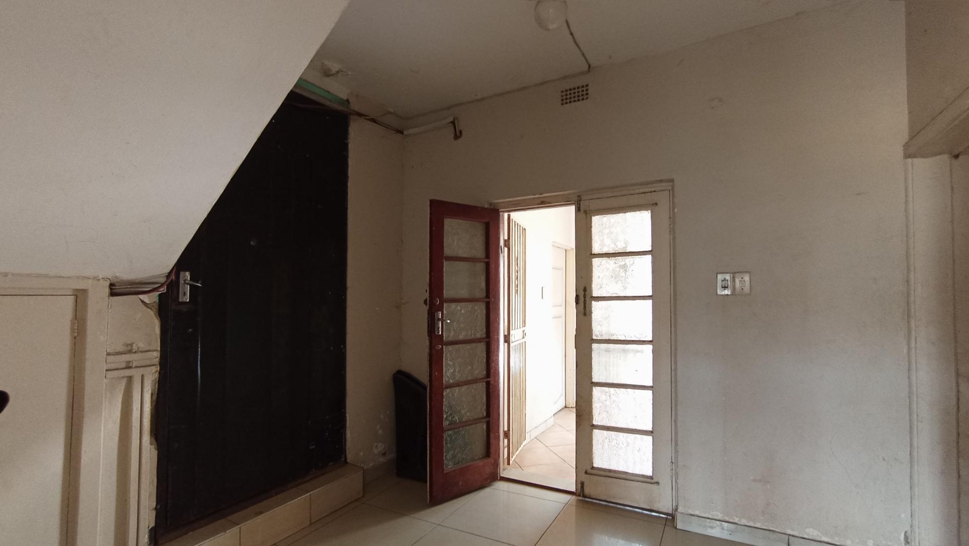 Spaces of property in Cyrildene