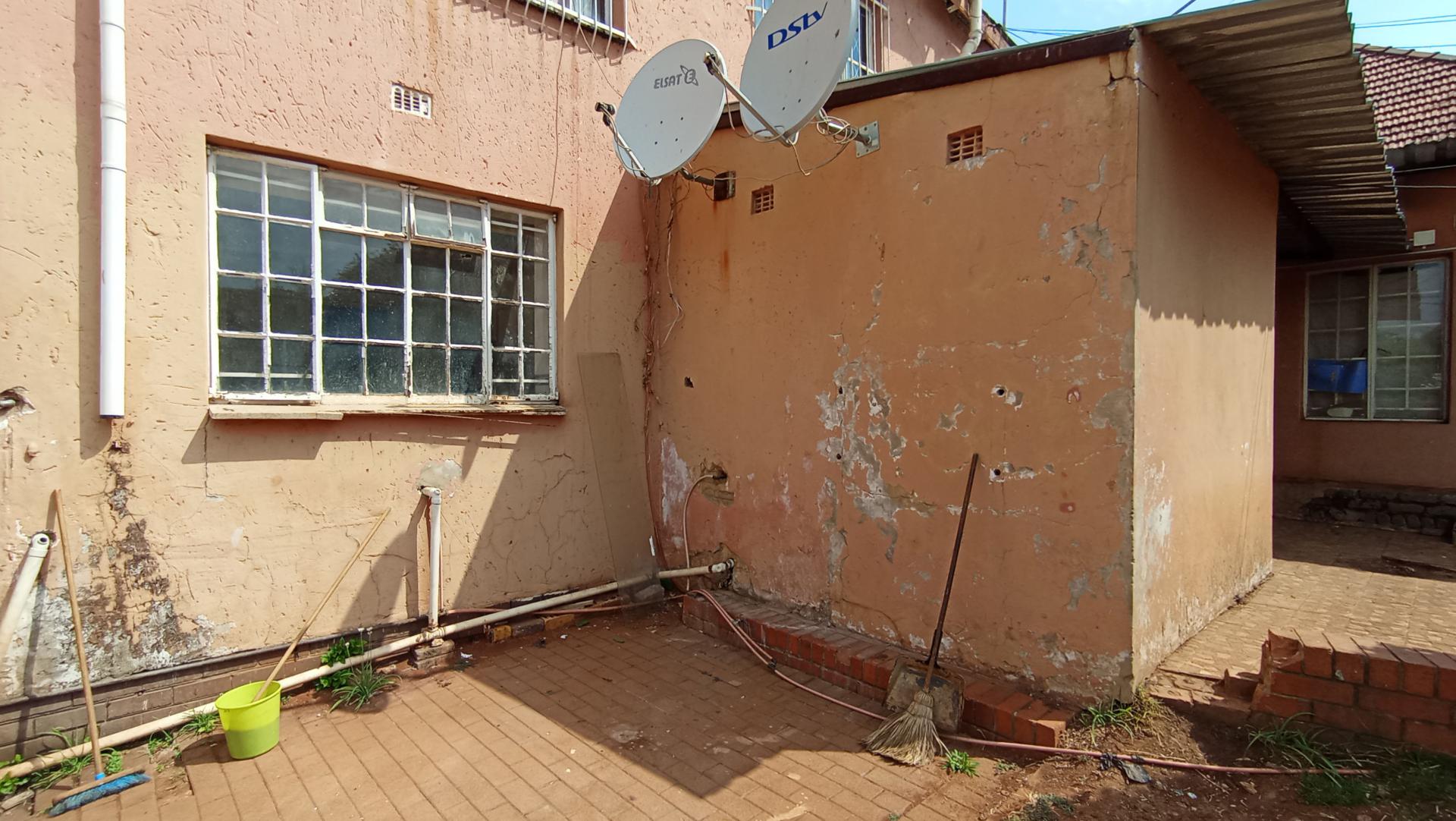 Backyard of property in Cyrildene