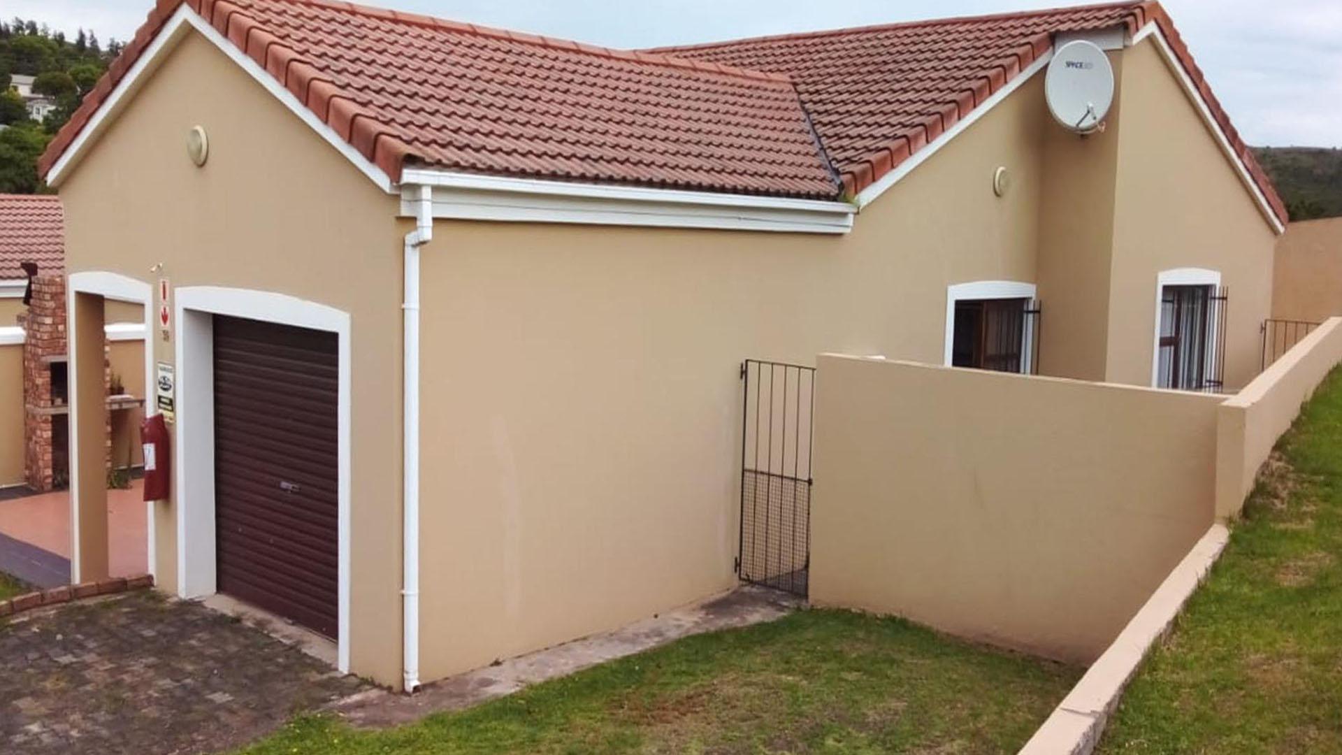 Front View of property in Grahamstown