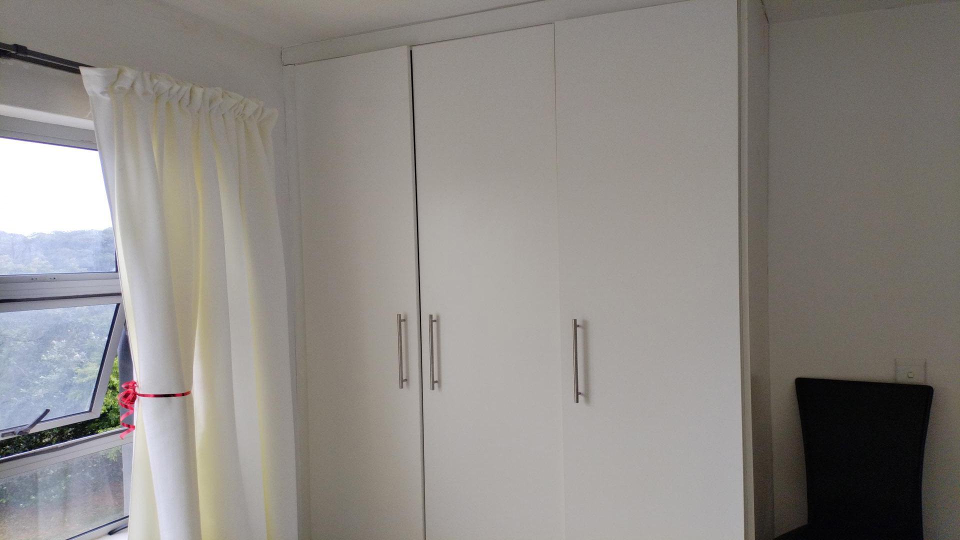 Bed Room 1 of property in Athlone Park