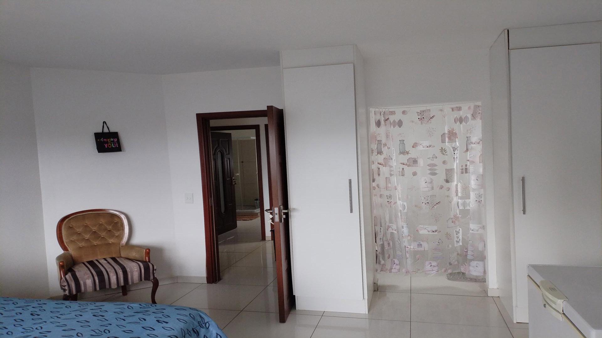 Bed Room 2 of property in Athlone Park