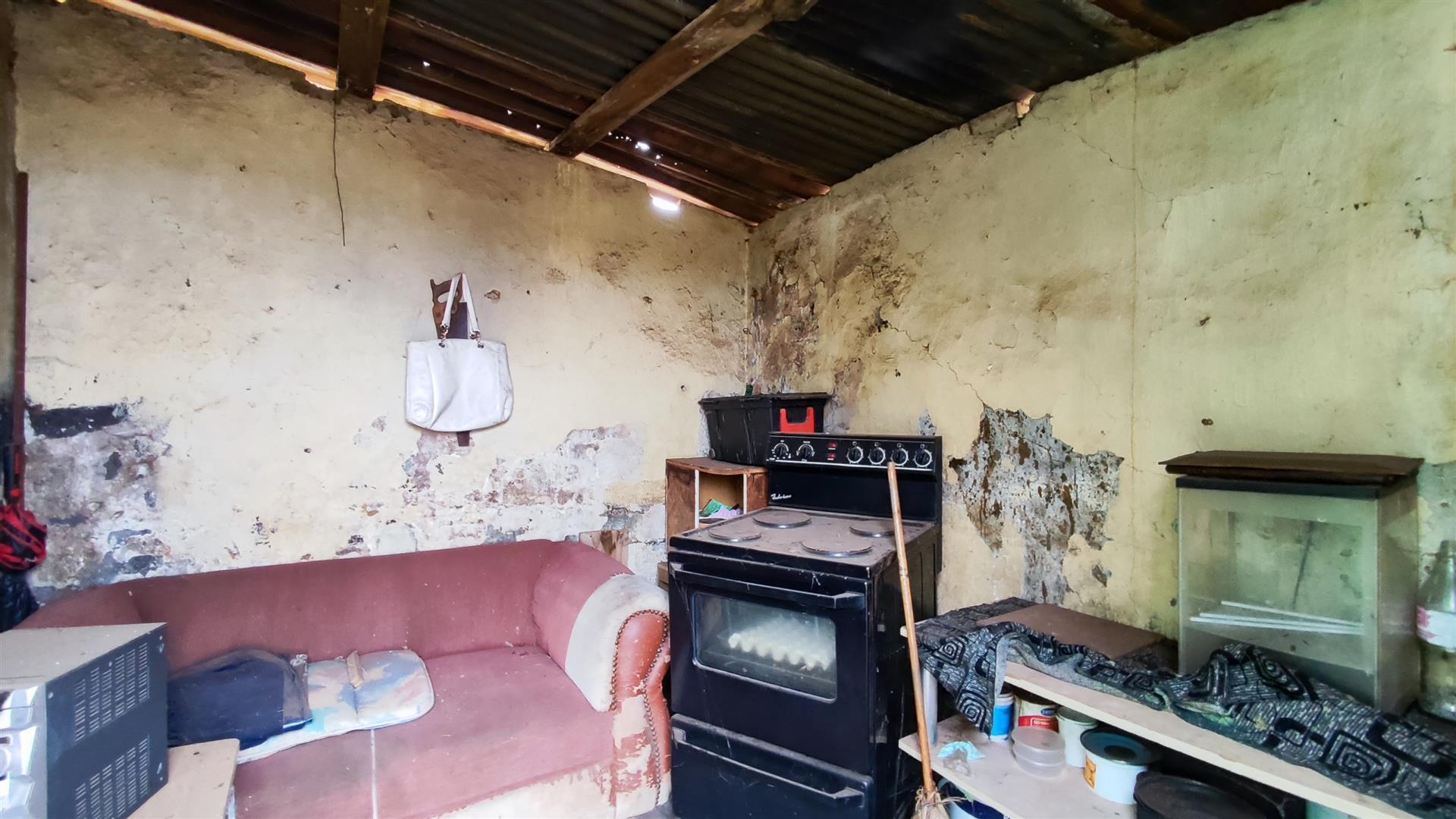 Spaces - 3 square meters of property in Vereeniging