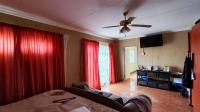 Main Bedroom - 22 square meters of property in Vereeniging