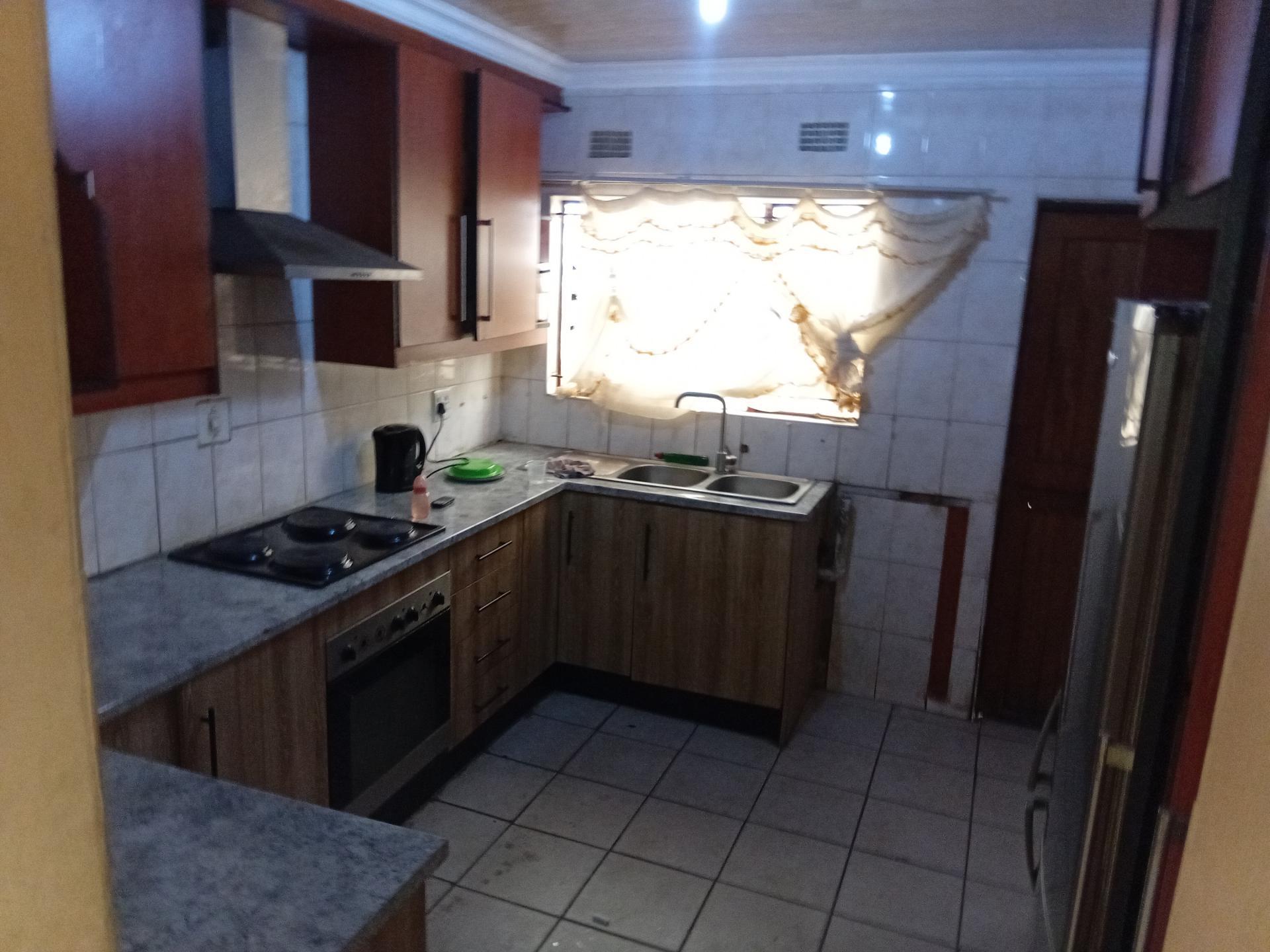 Kitchen of property in Roodekop