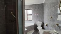 Bathroom 1 - 6 square meters of property in Bartlett AH