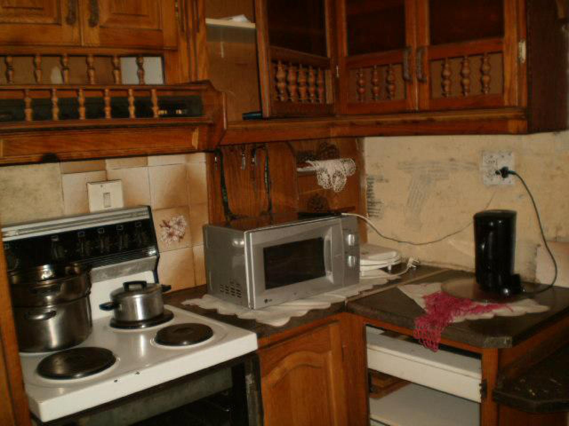 Kitchen of property in Makulong