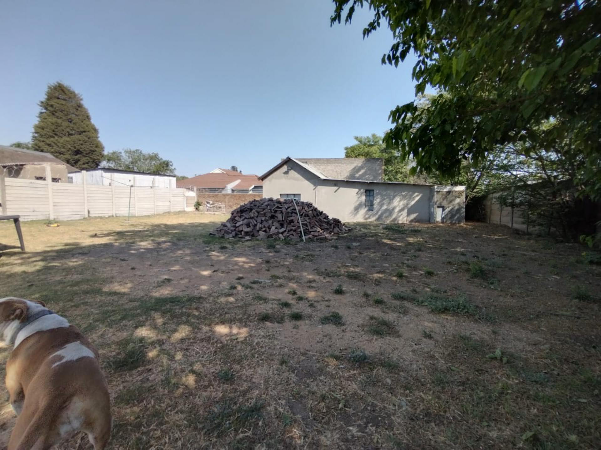 Standard Bank EasySell 2 Bedroom House for Sale in New Modde