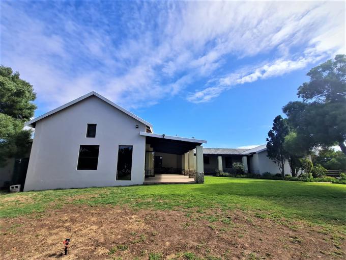 Smallholding for Sale For Sale in Cape Farms MR545578 My