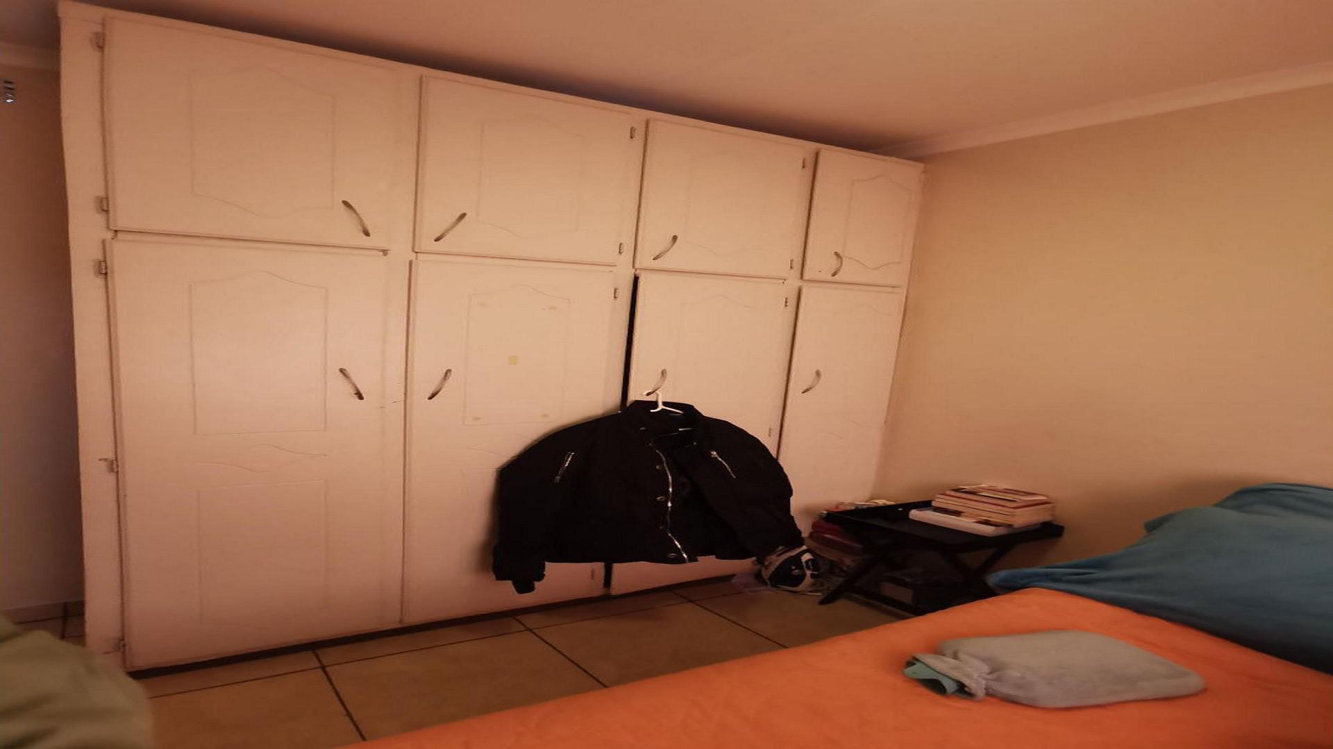 Bed Room 3 of property in Kimberley