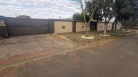 2 Bedroom 2 Bathroom House for Sale for sale in Kimberley