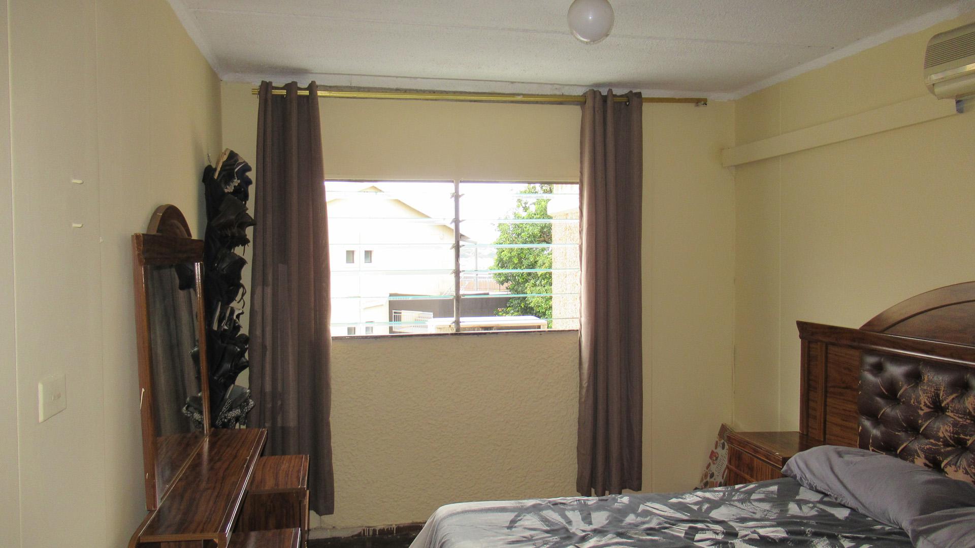 Bed Room 3 of property in Sea View 