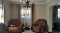 Lounges - 21 square meters of property in Shallcross 