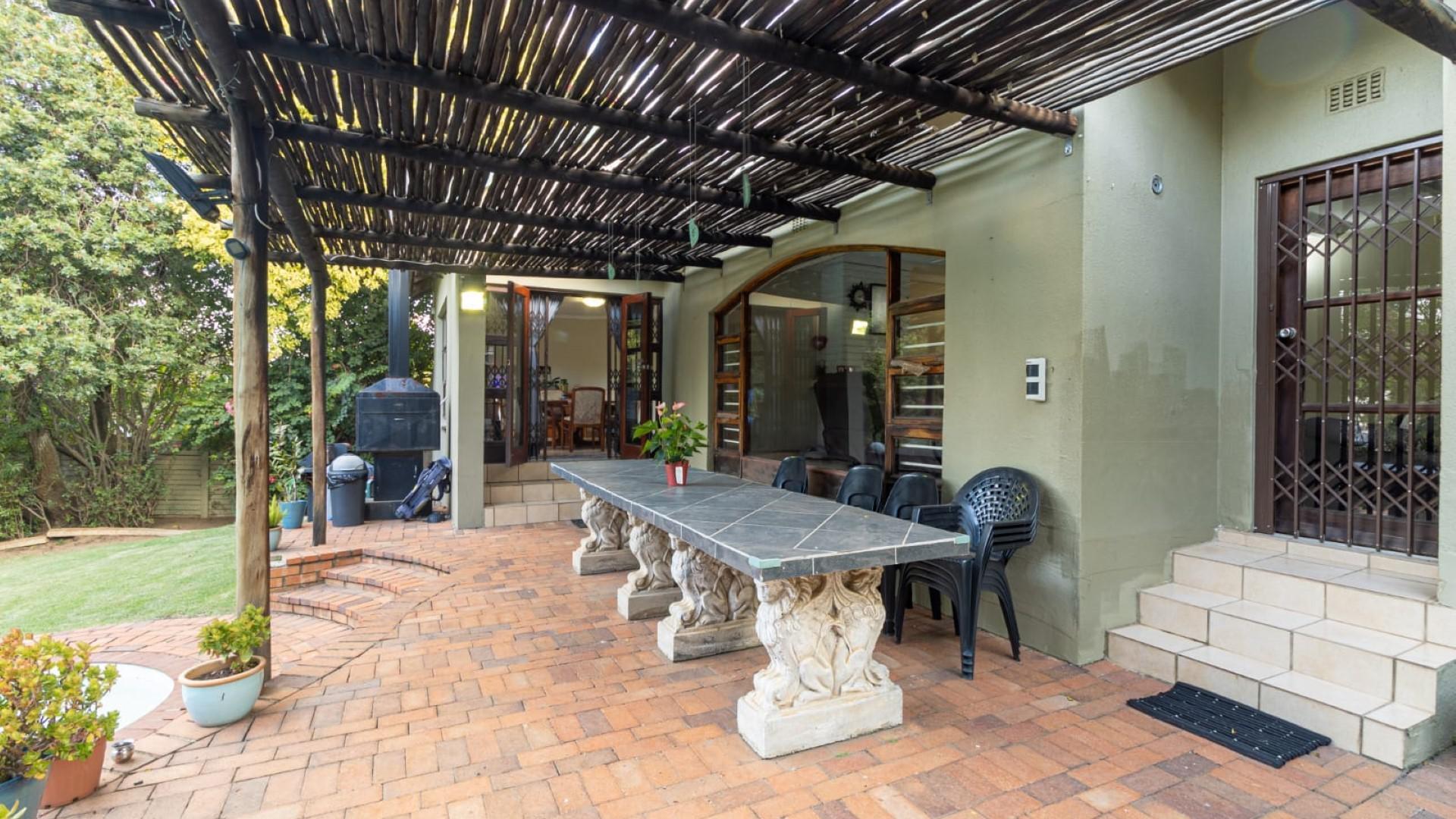 Entertainment of property in Randpark Ridge