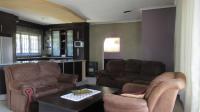 Lounges - 18 square meters of property in Sharon Park