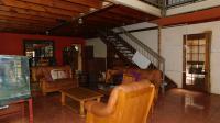 Lounges - 94 square meters of property in Montana Tuine