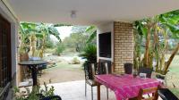 Patio of property in Montana Tuine