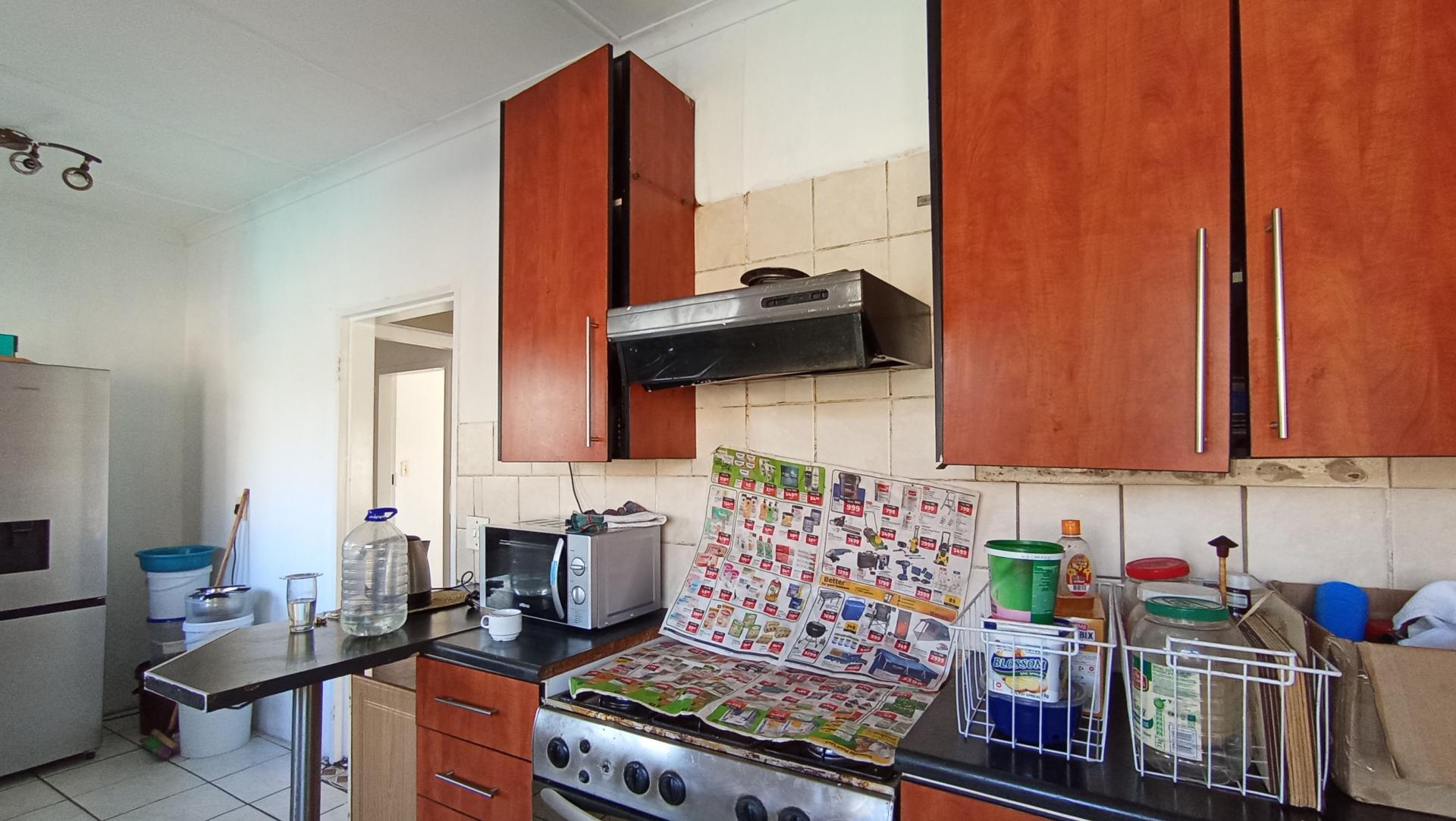 Kitchen - 18 square meters of property in Eastleigh