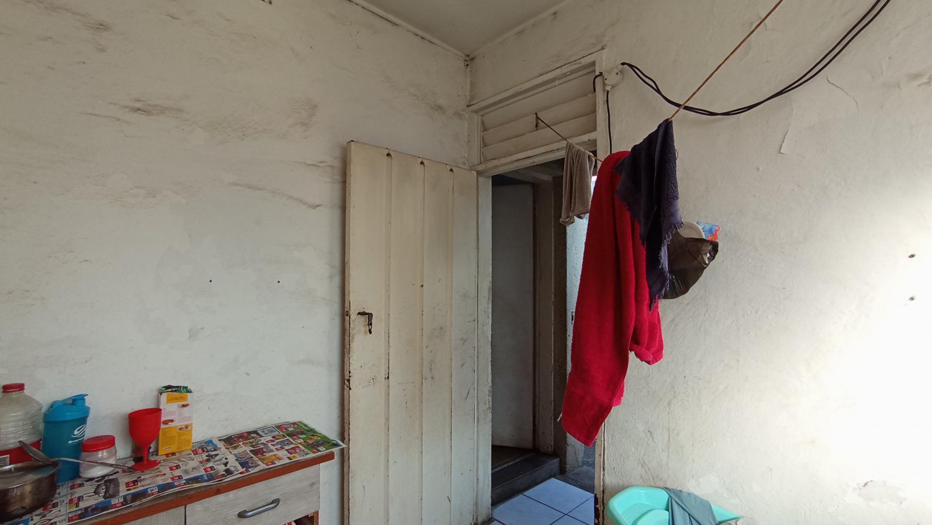 Spaces - 25 square meters of property in Eastleigh