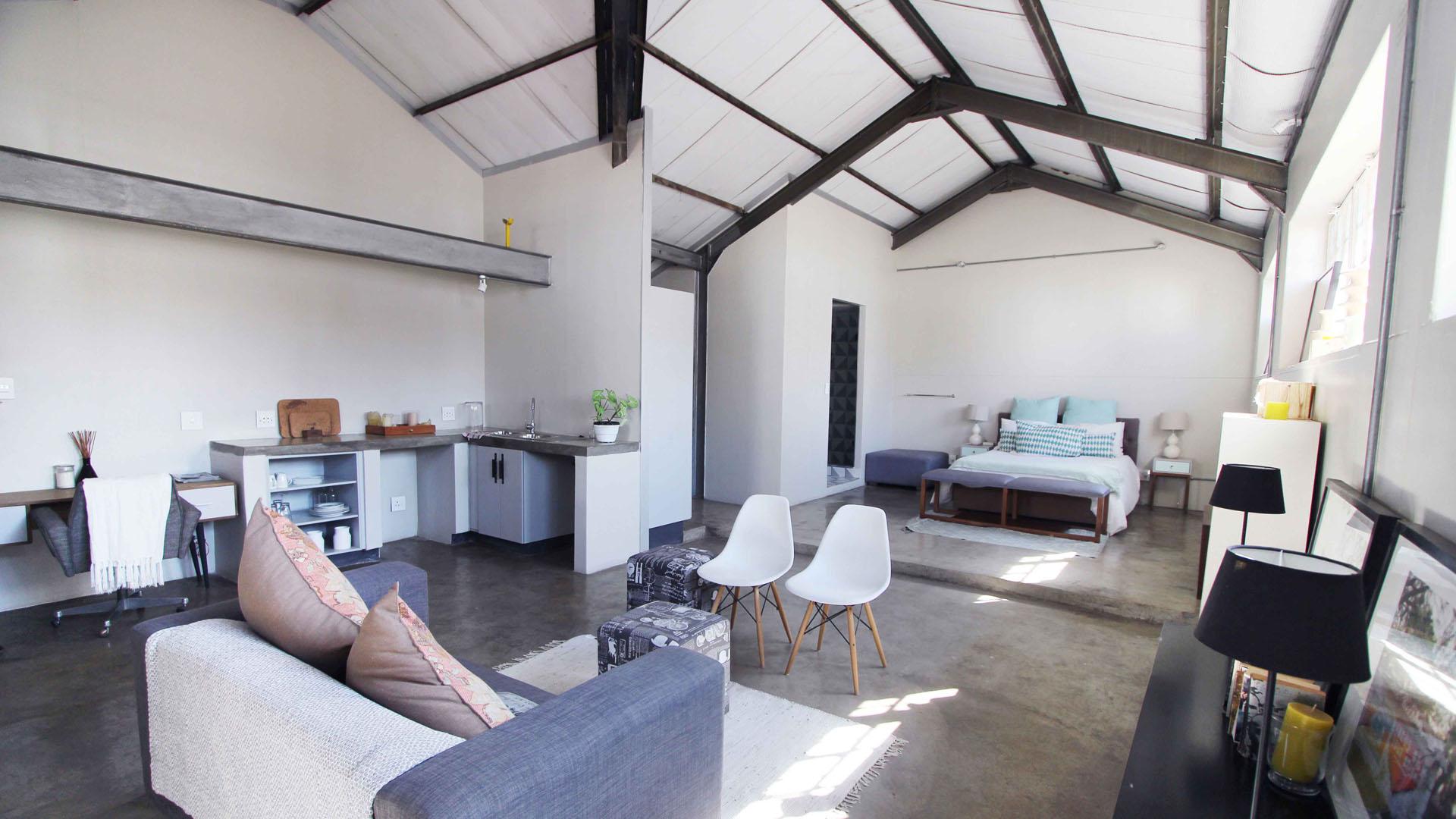 Lounges of property in Jeppestown
