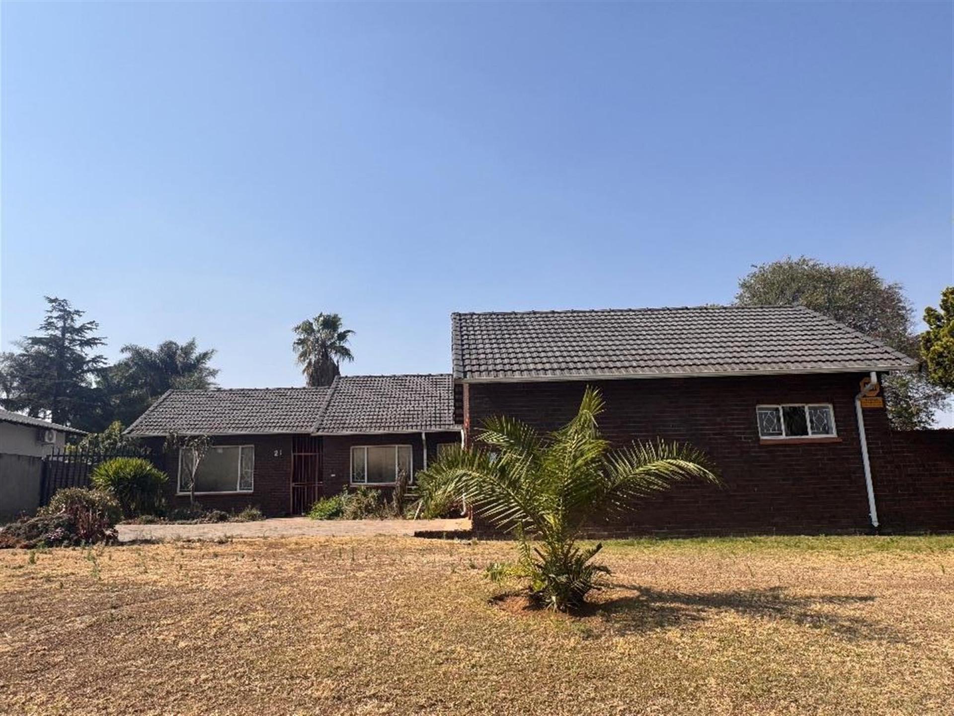 Front View of property in Van Riebeeck Park