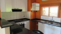 Kitchen - 10 square meters of property in Mayville (KZN)