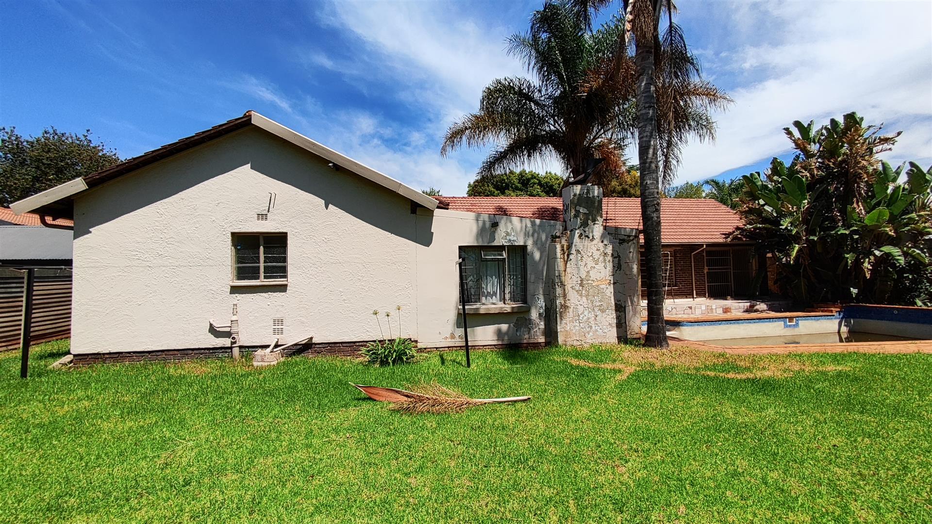 Backyard of property in Norkem park