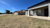 Front View of property in Flamwood