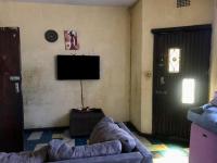 Lounges of property in Actonville