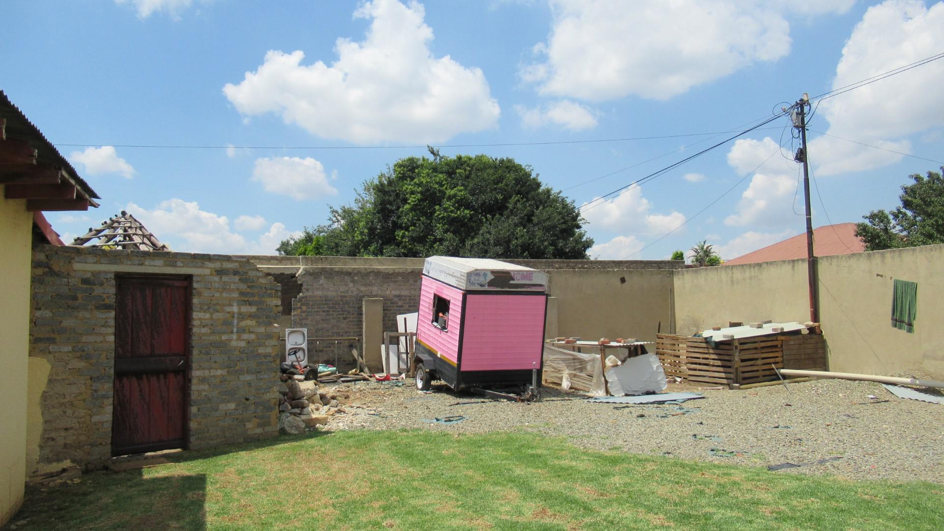 Standard Bank EasySell 5 Bedroom House for Sale in Primrose
