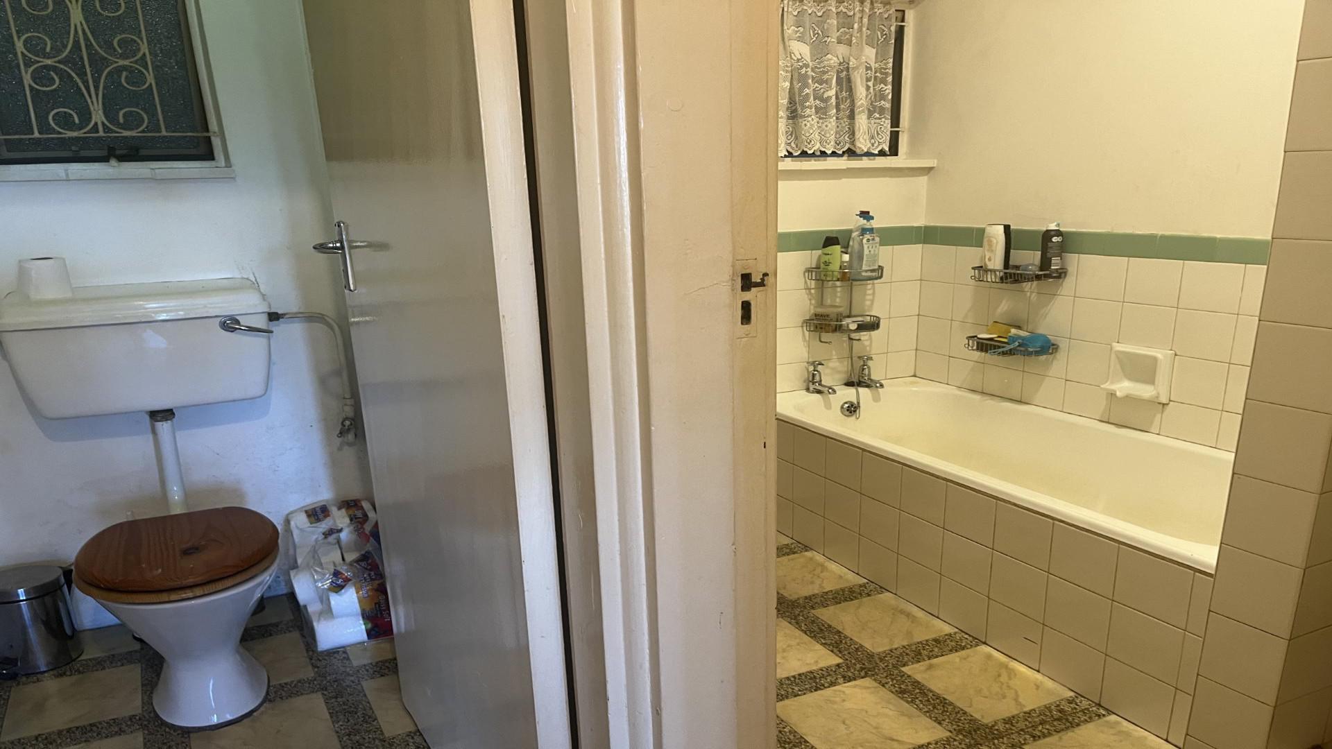 Bathroom 3+ of property in Hatton Estate