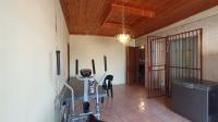 Lounges - 21 square meters of property in Soshanguve