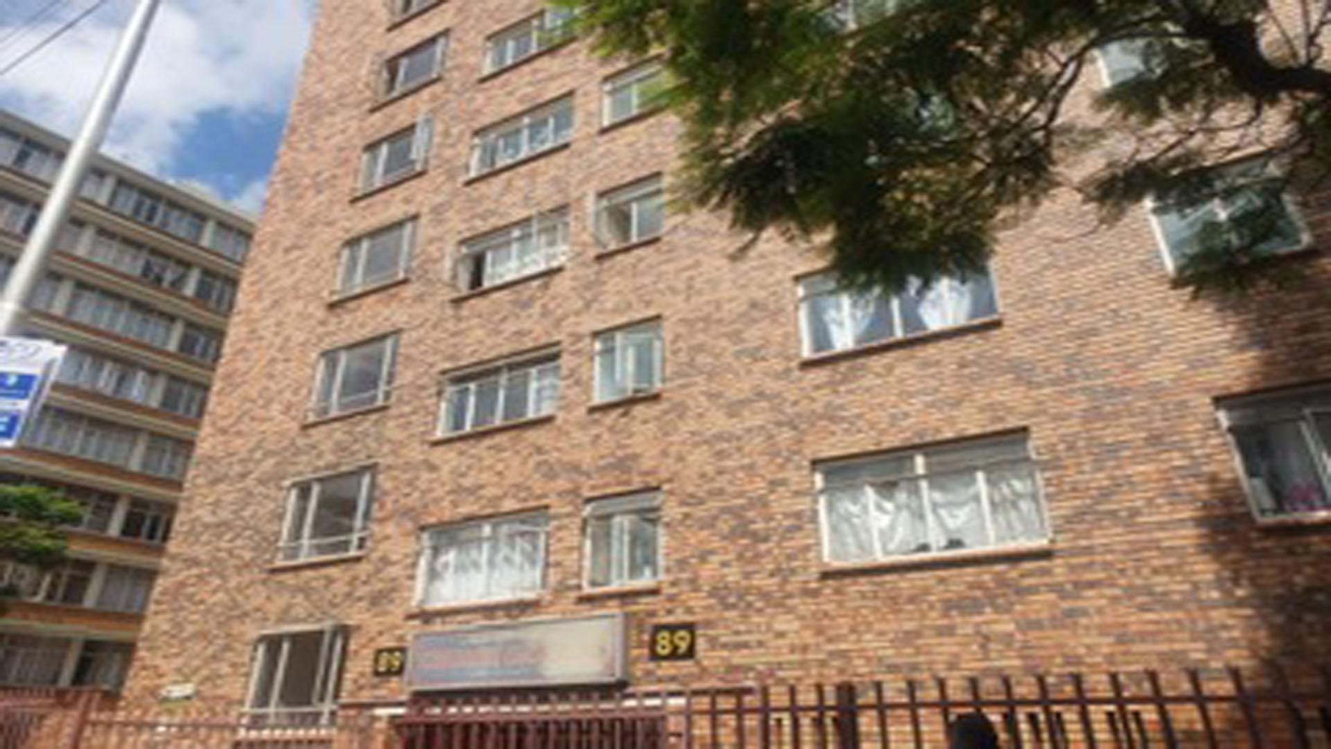 Front View of property in Sunnyside