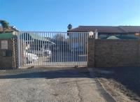 Front View of property in Kenleaf