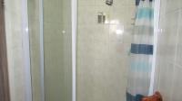 Bathroom 1 - 5 square meters of property in Windsor East
