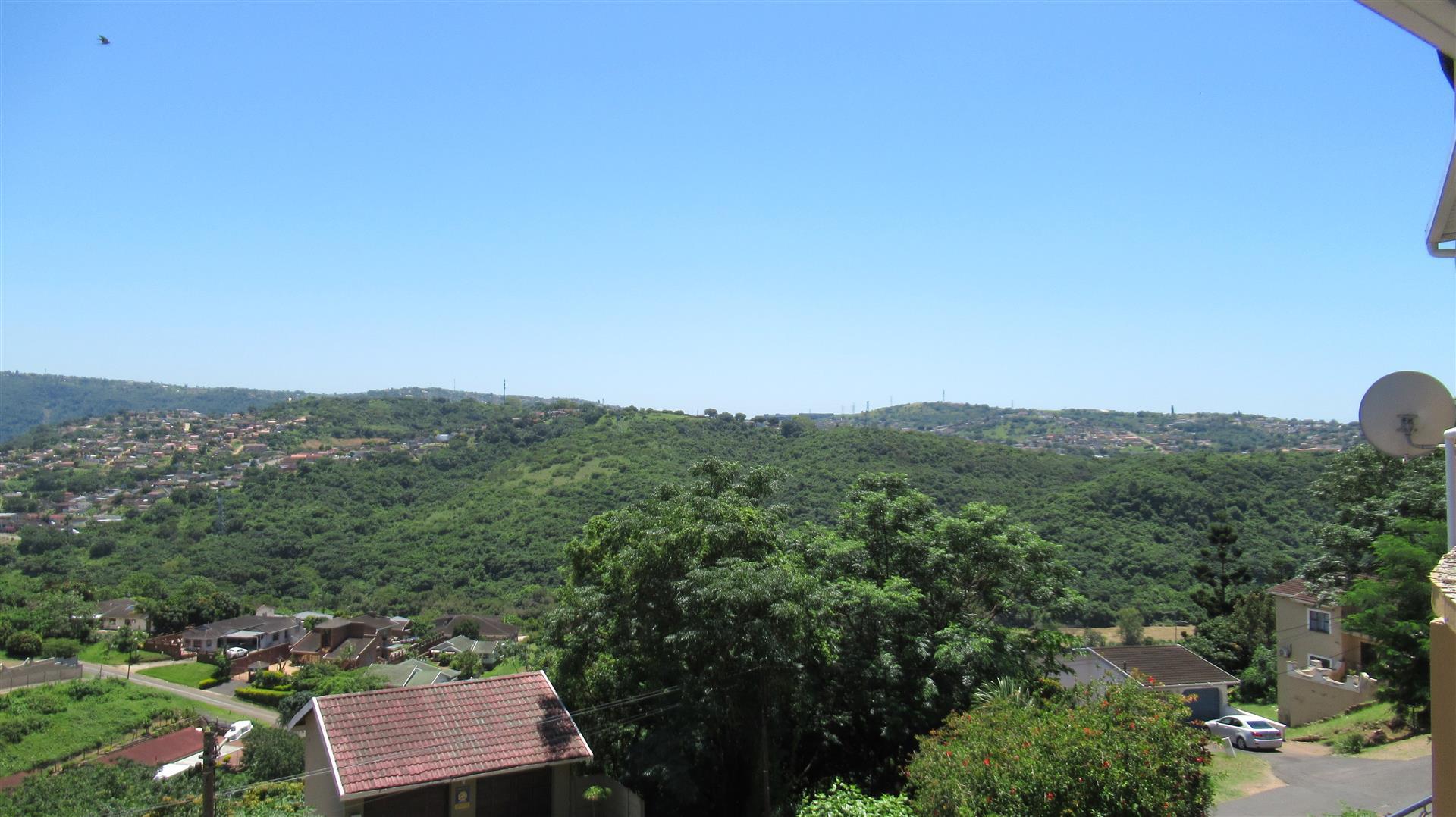 Balcony - 22 square meters of property in Reservoir Hills KZN