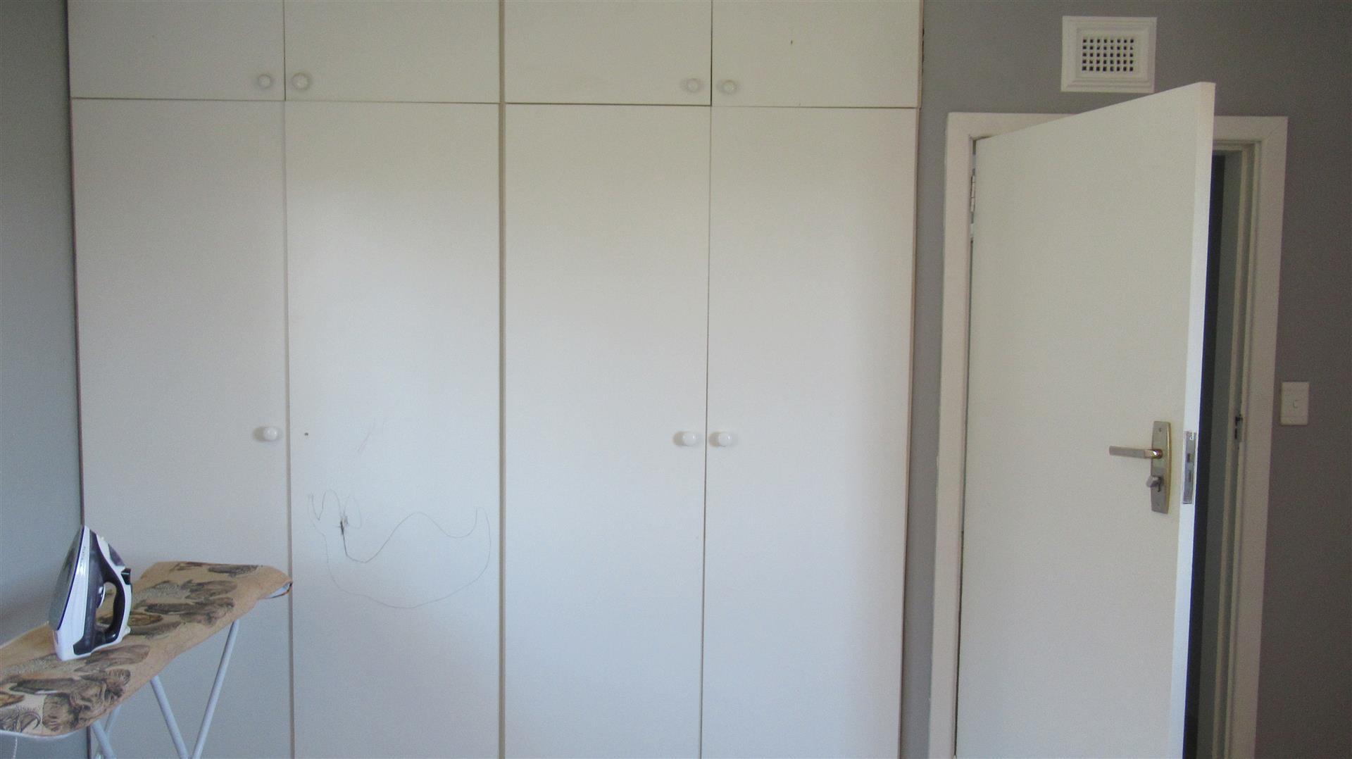 Bed Room 2 - 17 square meters of property in Reservoir Hills KZN